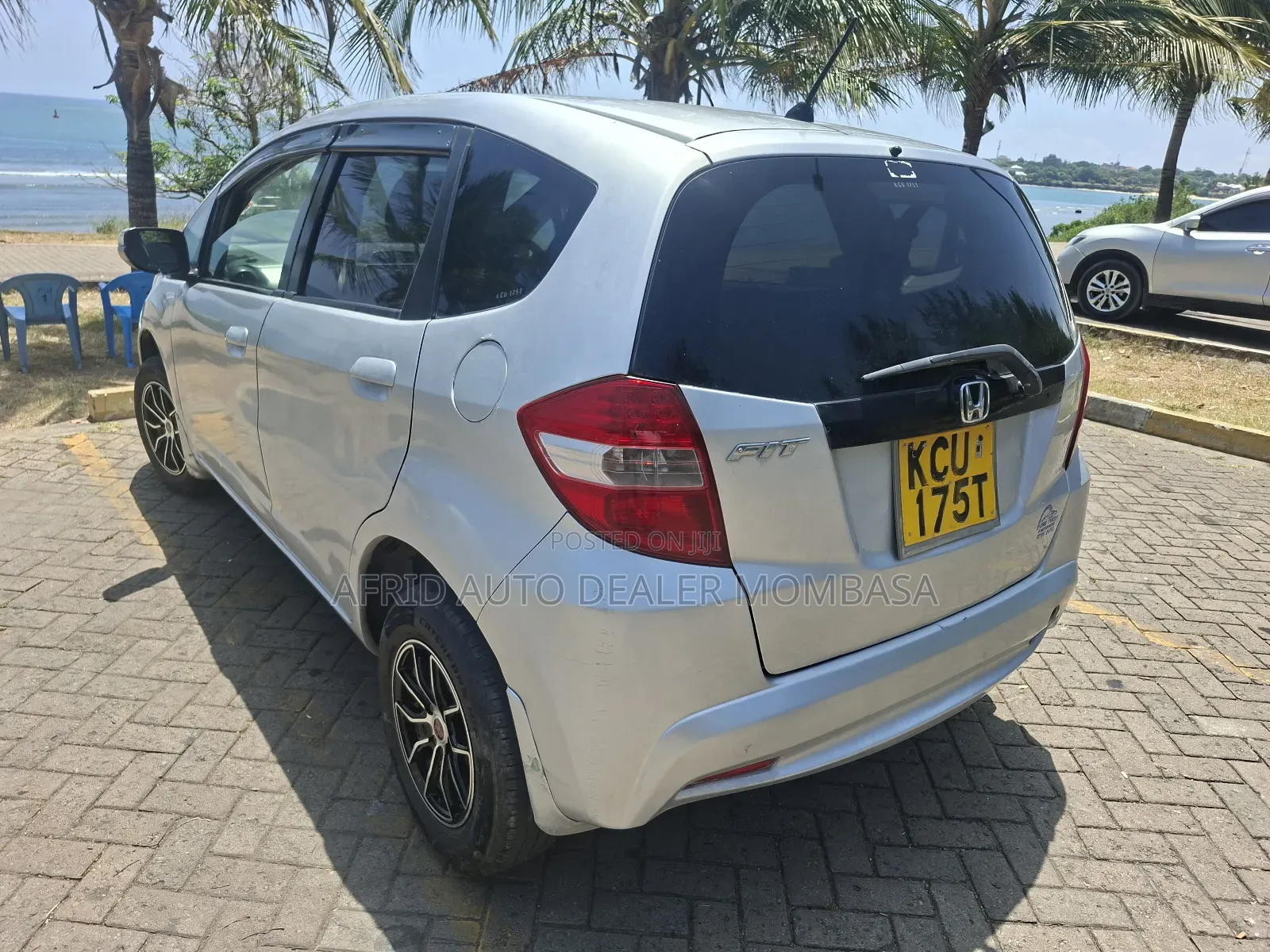 Honda Fit Automatic 2012 Silver