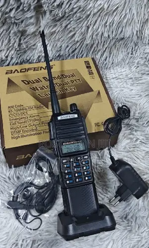 Walkie Talkies With Earpiece, Extra 2800mah Baofeng Uv-82 High Power