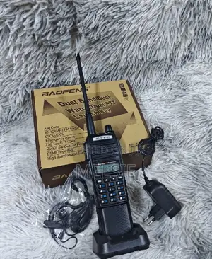 Baofeng Uv-82 8 Watt VHF/Uhf Dual PTT Band Fm Ham Walkie Talkie