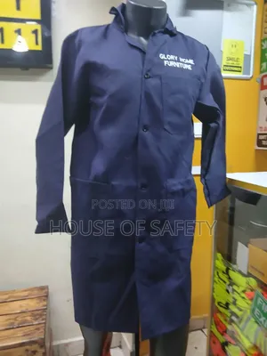 Fastened at the Front Safetywear Dust Jacket