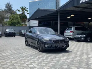 BMW 320i 2017 Gray