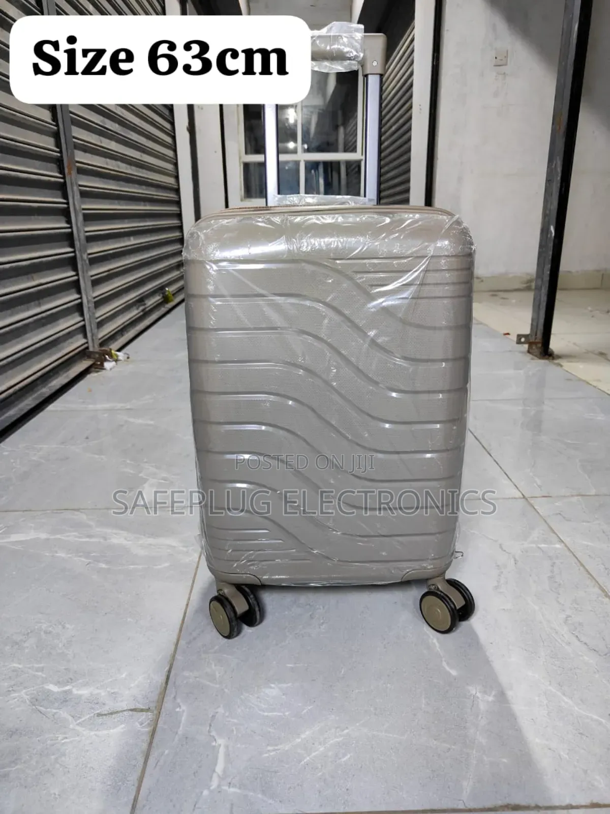 Single Suitcase - Unbreakable Design! (Perfect For