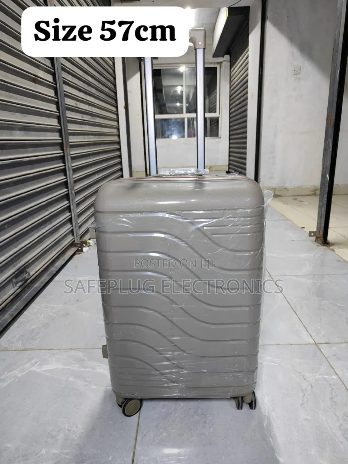 Single Suitcase - Unbreakable Design! (Perfect For