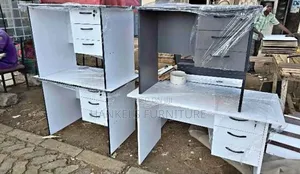 Office Workstation Desk – Spacious Organized