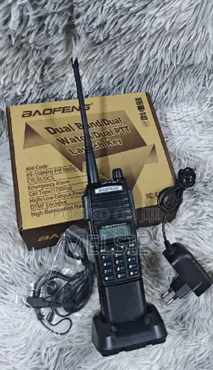 Smart Baofeng Dual Band Uv82 Uhf/VHF 5-8km Walkie Talkie