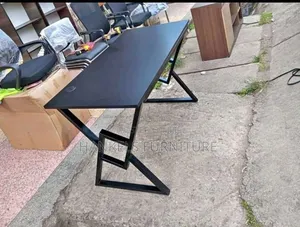 Heavy-Duty Black Metallic Desk – Professional Finish