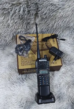 Baofeng Uv-82 Dual-Band Walkie-Talkie Long-Range Uhf/VHF Transceiver