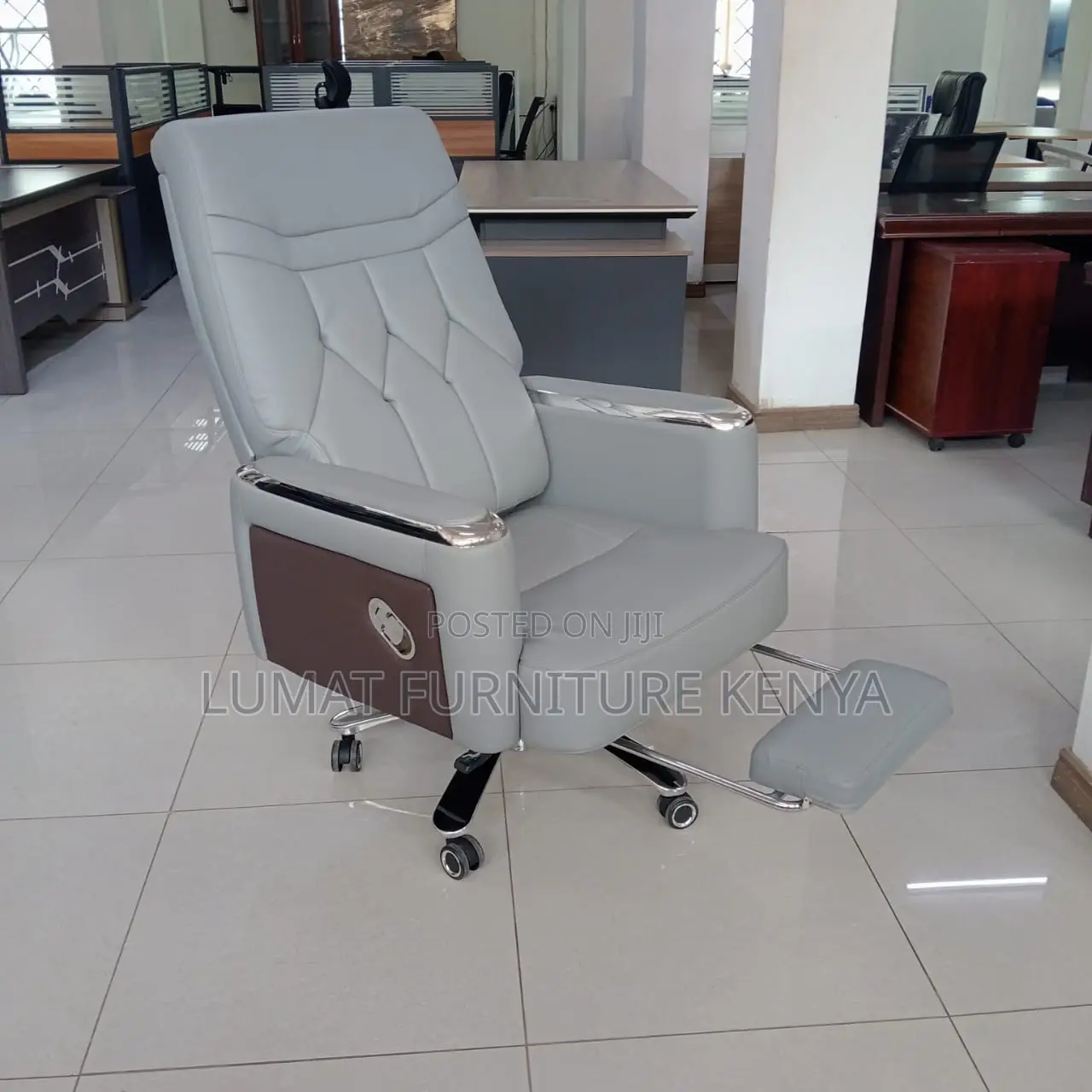 Ceo Office Chair With Footrest