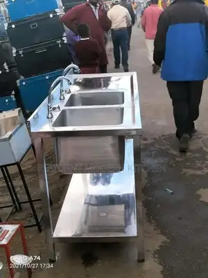 High Quality Stainless Steel Double Bowl Sink With Taps