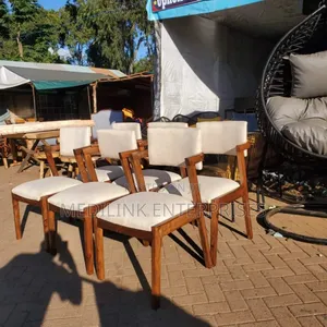 Upholstered Wooden Restaurant Chairs
