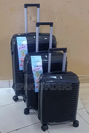 *3 in 1 Unbreakable Pp Suitcases 
*Size 4*