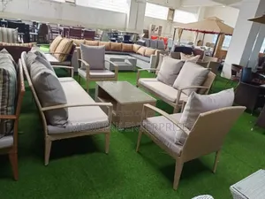 Tekin Design 5-Seater Woven Glassed Set