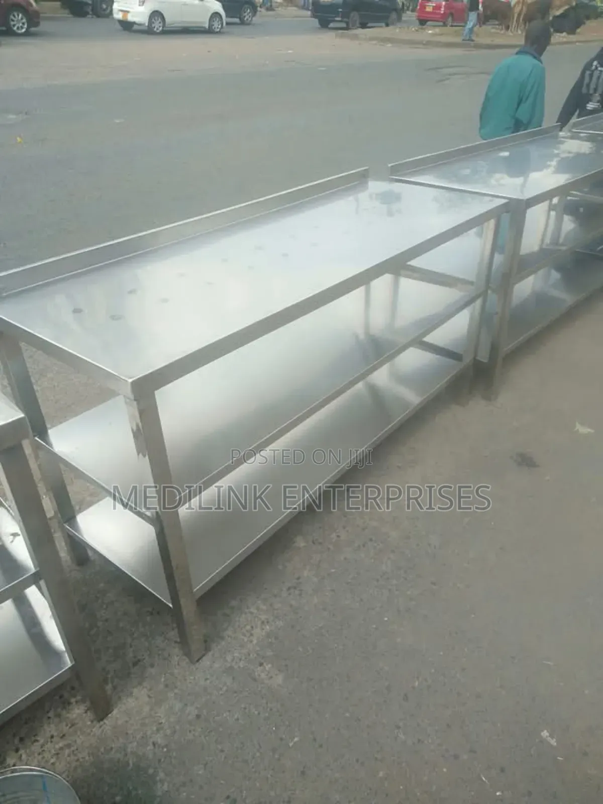 Customized Stainless Working Tables With Undershelves