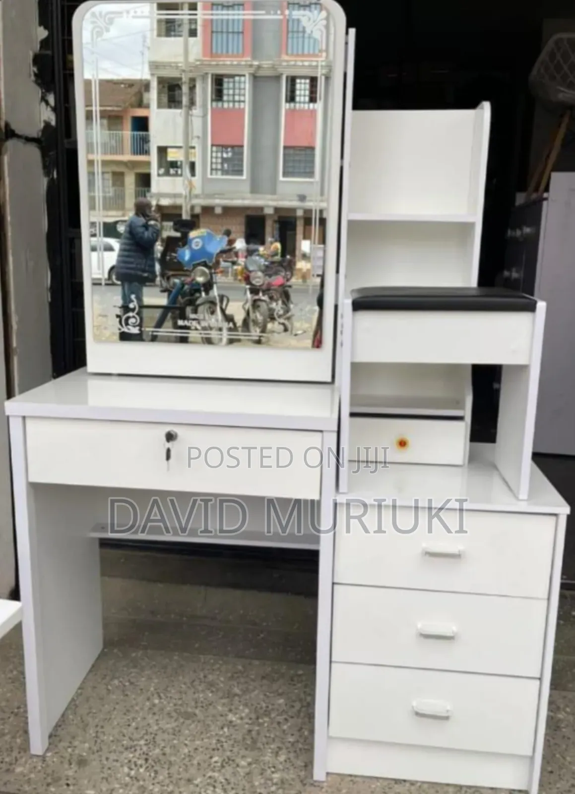 Dressing Table With Sliding Mirror