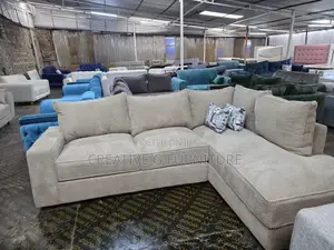 Smooth 6 Seater L Seat