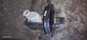 Toyota 100 Brake Booster