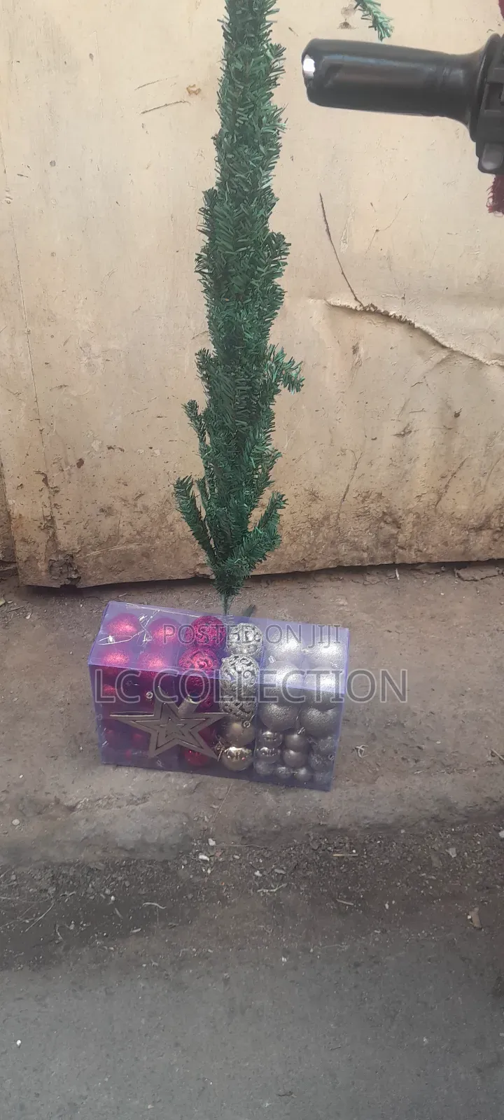 3feet Christmas Tree and 101 Pieces Decorations
