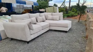 Stable Cozy 6 Seater L Seat