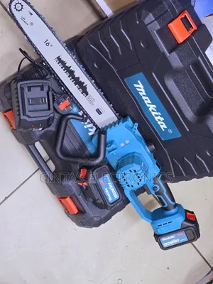 Cordless 16" Chainsaw/Makita Chainsaw