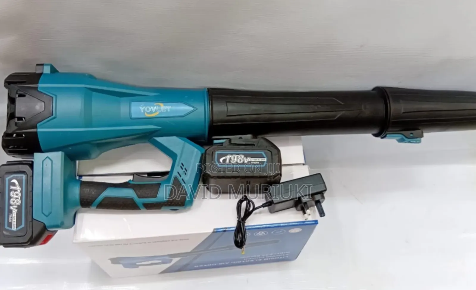Leaf Blower
