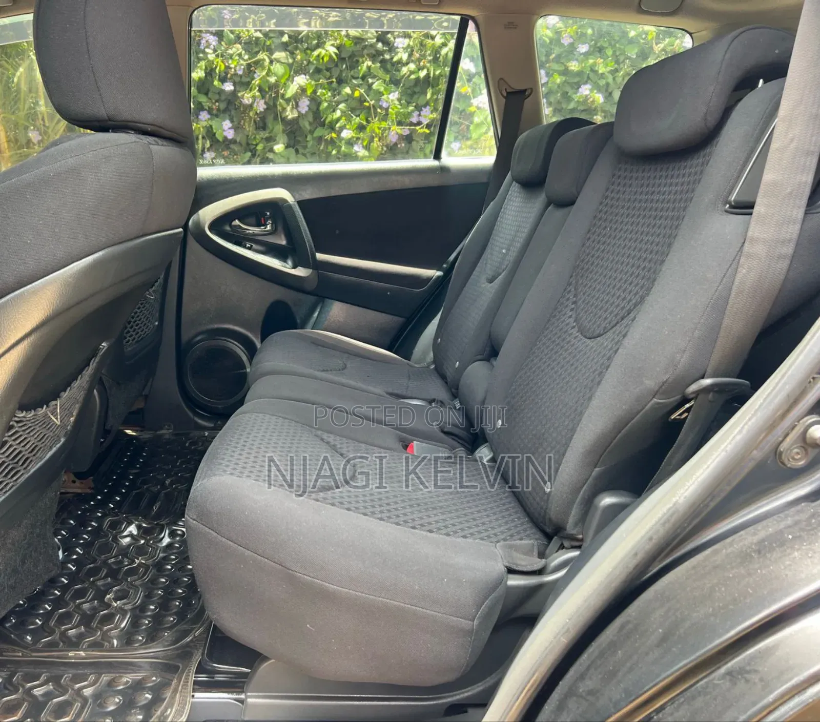 Toyota Vanguard 2010 Black