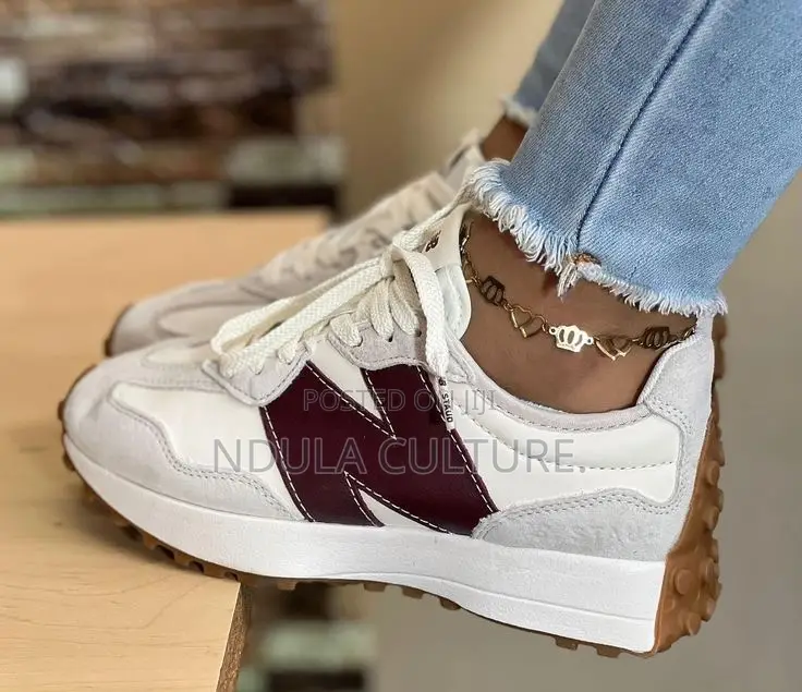 New Balance 327 Resilience
