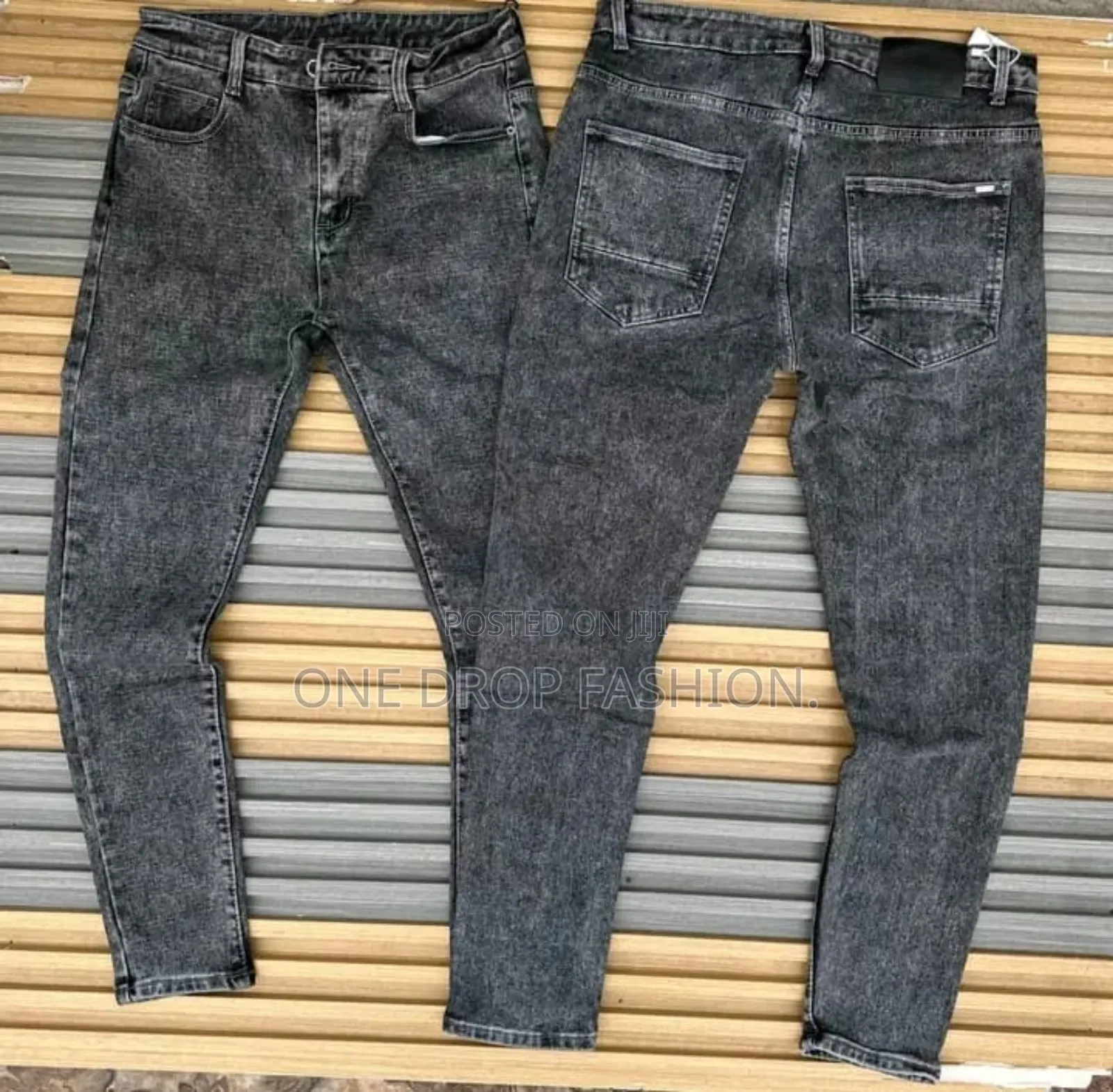 Men Fashion-Plain Jeans Sizes 30-38