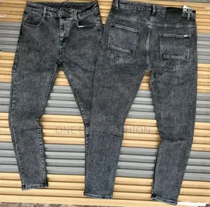 Men Fashion-Plain Jeans Sizes 30-38