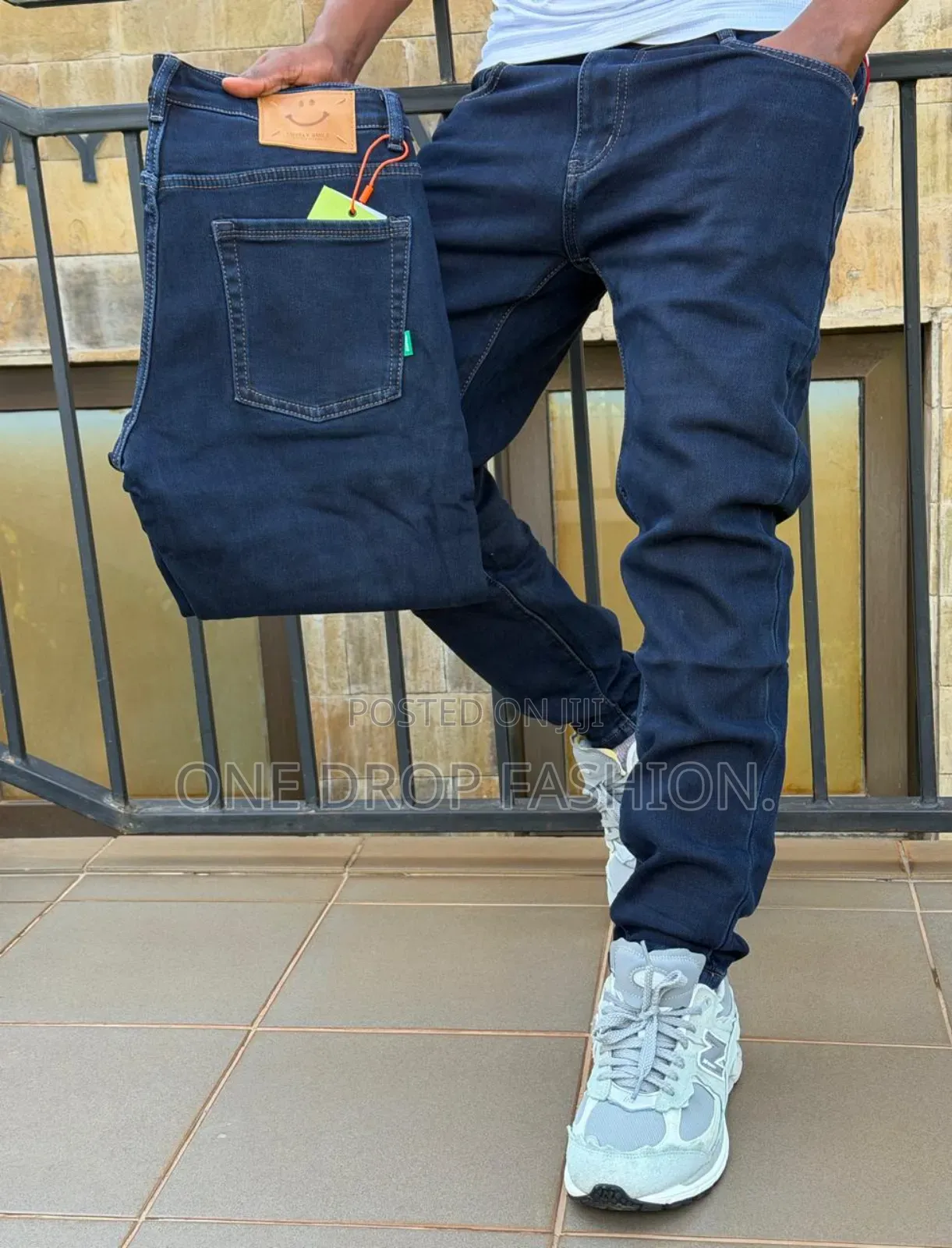 Men Fashion-Plain Jeans Sizes 30-38