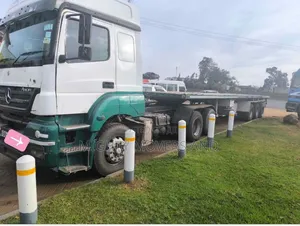 Flat Bed Trailers for Jobs and Errands Services Are Available