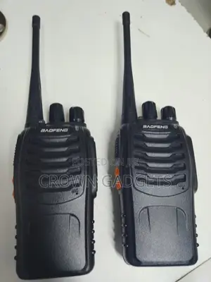 Baofeng Bf-888s Long Range Walkie Talkie Pair With Charger