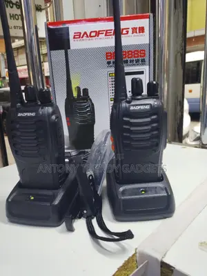 Baofeng Bf-888s Professional Uhf Walkie Talkie Set Rechargeable