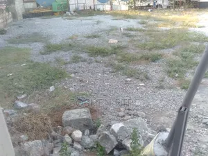 Prime 60+ Cars Showroom at to Let at Mombasa City