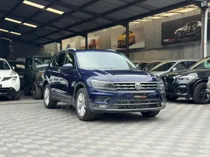 Volkswagen Tiguan 2018 Blue