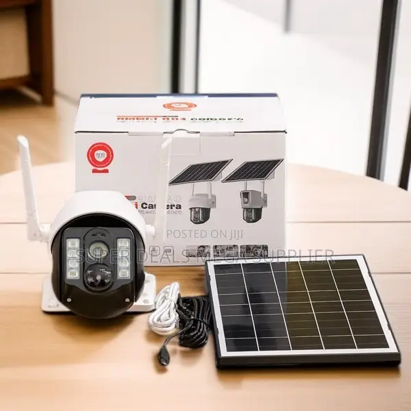 4g Solar Camera With Weatherproof Housing and Smooth Pan Tilt Rotation