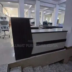 Reception Customer Service Desk