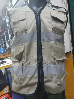Lightweight Mission Jacket and Is Easy to Pack