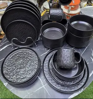 Black Ceramic Dinnerset