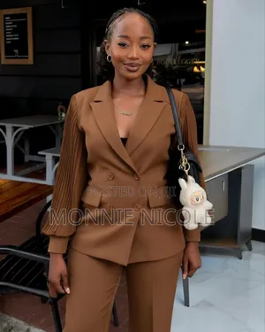 Classic Casual Ladies Suit