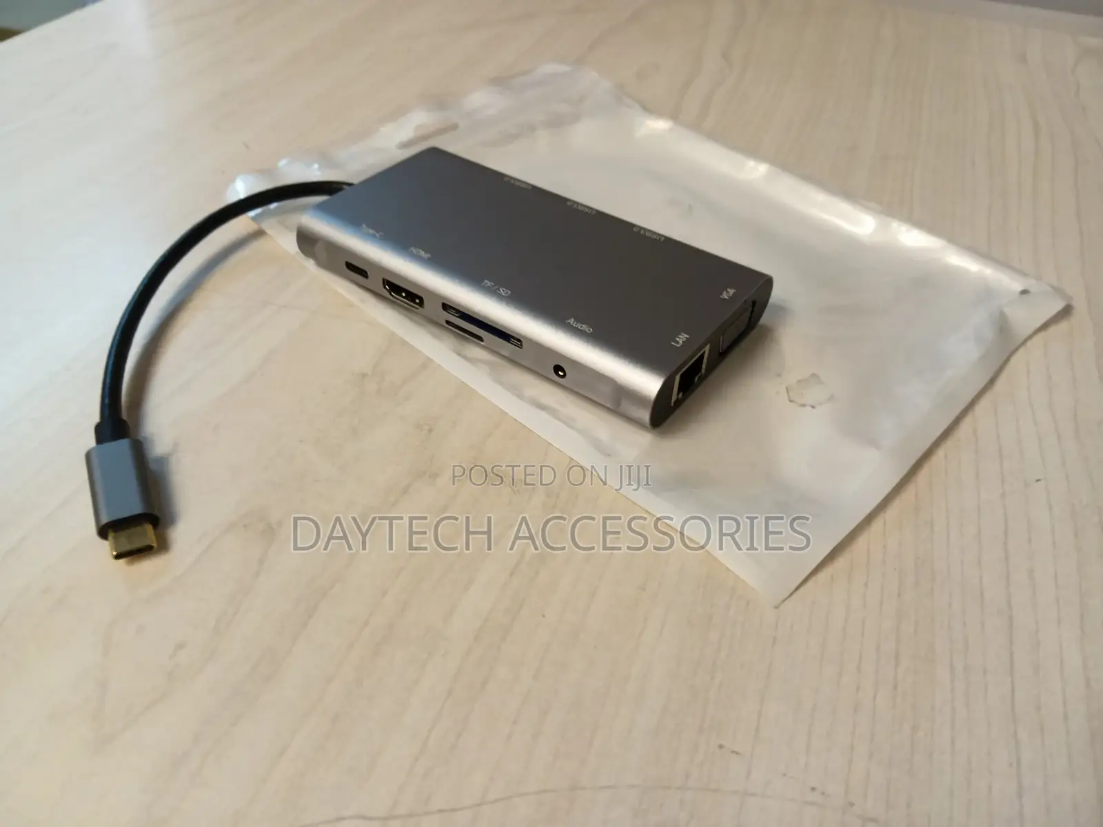 Usb-C 9 in 1 Multi-Function Docking Station.