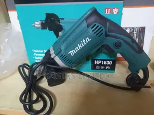 Makita Hammer Drill 710w – Strong & Reliable