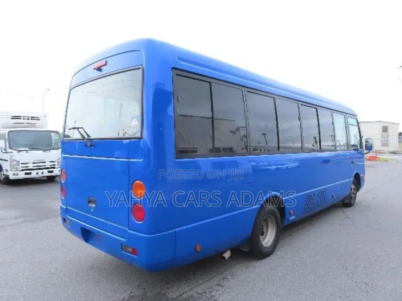 Mitsubishi Fuso Rosa 2018 Blue