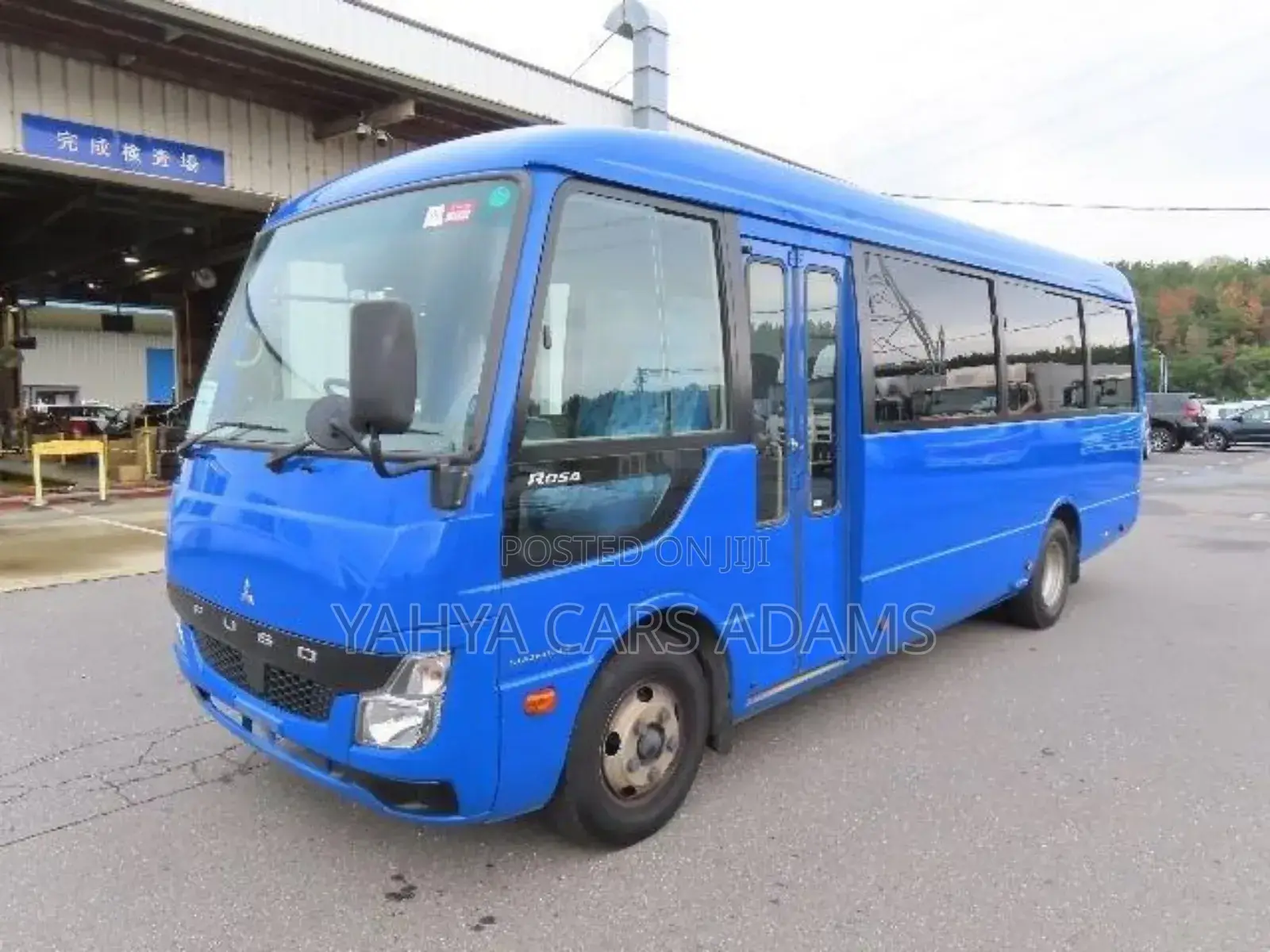 Mitsubishi Fuso Rosa 2018 Blue