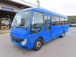 Mitsubishi Fuso Rosa 2018 Blue