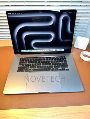 Laptop Apple MacBook Pro 2019 16GB Intel Core I9 SSD 1T