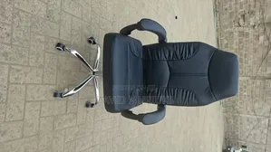 Ergonomic Leather Executive Chair – Adjustable Comfortable