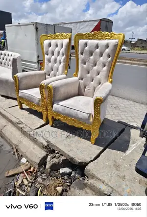 Queen Chairs