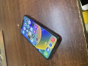Apple iPhone X 64 GB Gray