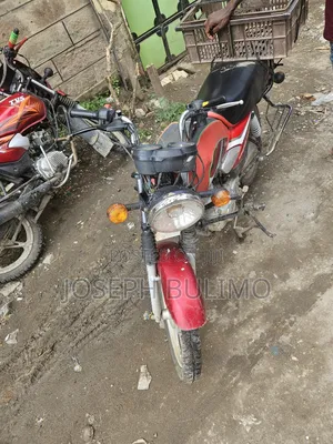 TVS HLX 125 2017 Red