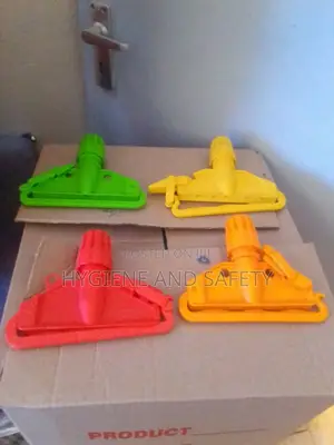 Plastic Mop Holder/Mop Clip